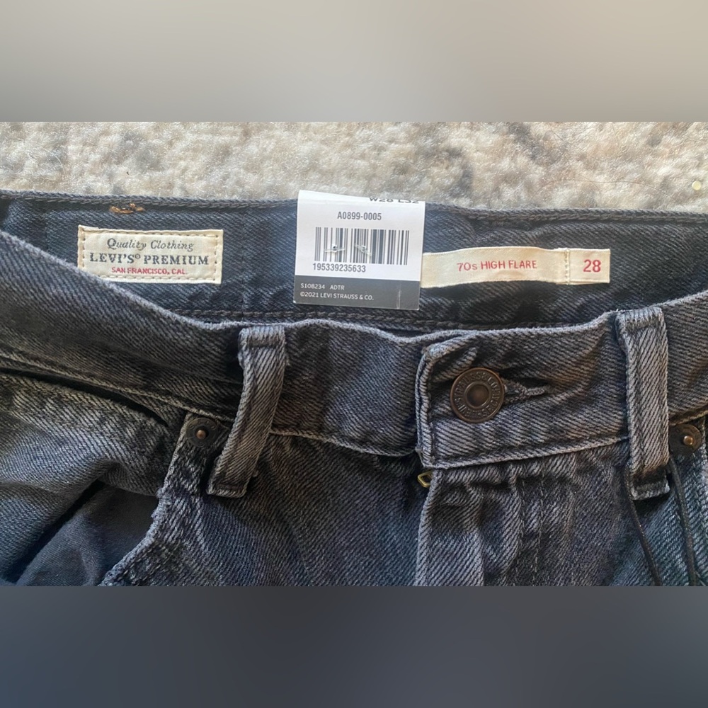 NWT Levi’s 70s High Flare Black Jeans - Picture 8 of 12